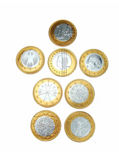 chocolate-coins,milk-chocolate,loose-chocolate,candy-display,chocolate-cylinder,bulk-sweets 2