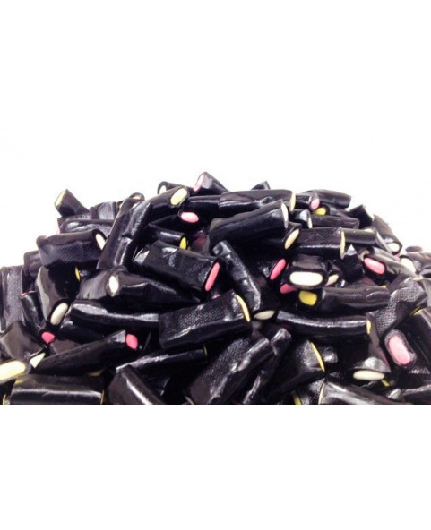 Vidal liquorice sweets with a soft fruity filling, offering a delicious contrast of textures and flavours.