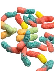 chaos-candy-freezes,sour-worms,freeze-dried-candy,liophilized-gummies,sour-fruit-candy,candy-trends 2