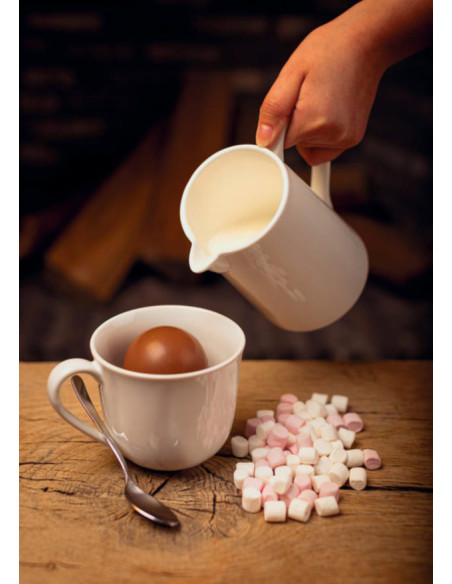 chocolate-santa-bomb,milk-chocolate,mini-marshmallows,hot-chocolate,christmas-sweets,christmas-gift